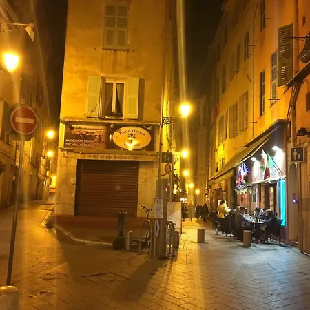 Apartman Vieux *