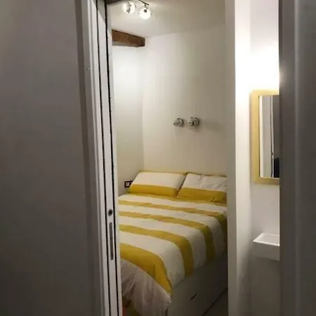Vieux Apartment *